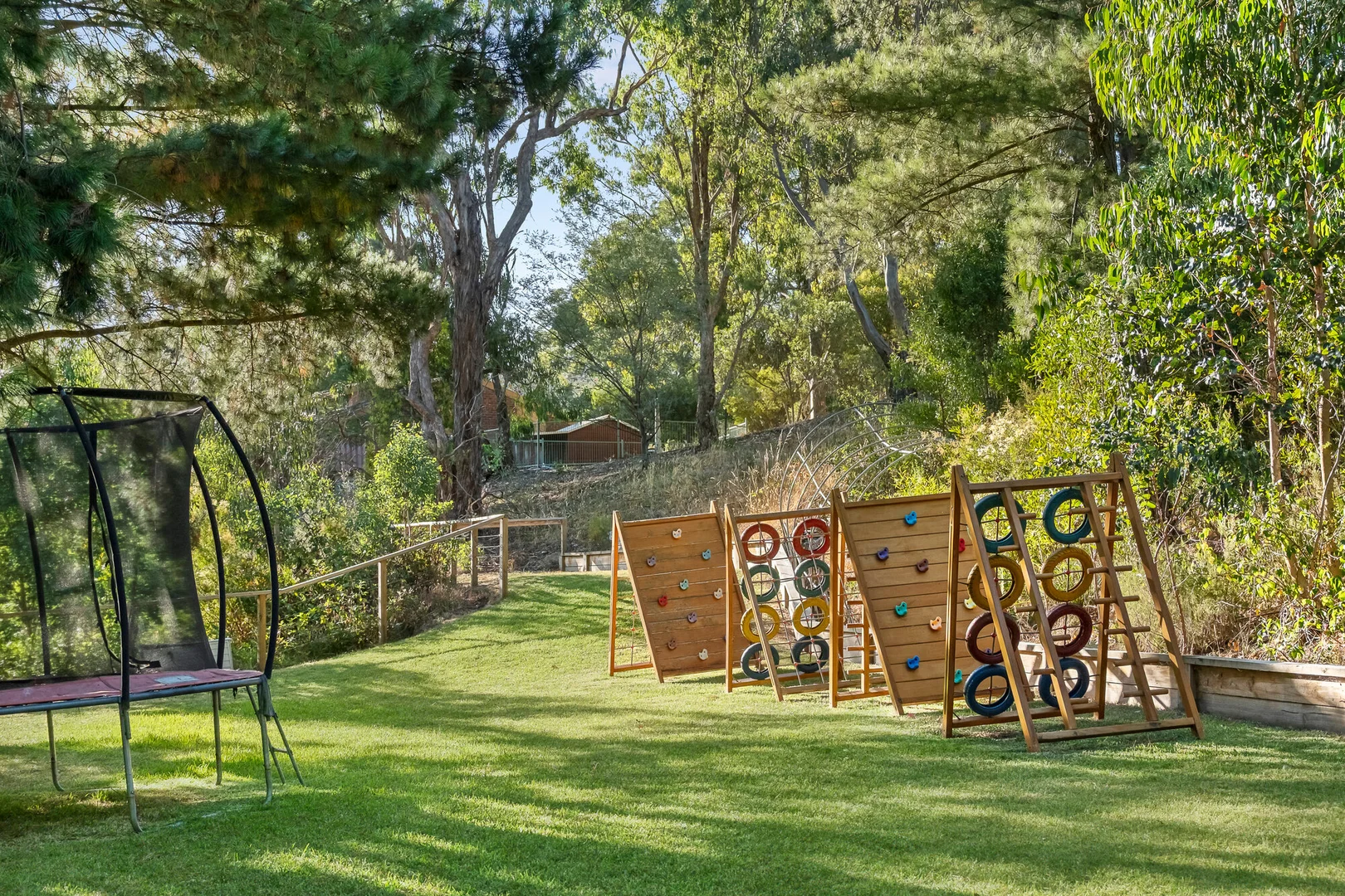 Additional image 15 of 1 Raymond Elliot Court, Park Orchards VIC 3114