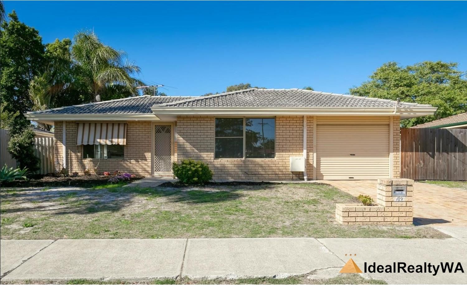 3 bedrooms House in 62 Balfour Street HUNTINGDALE WA, 6110