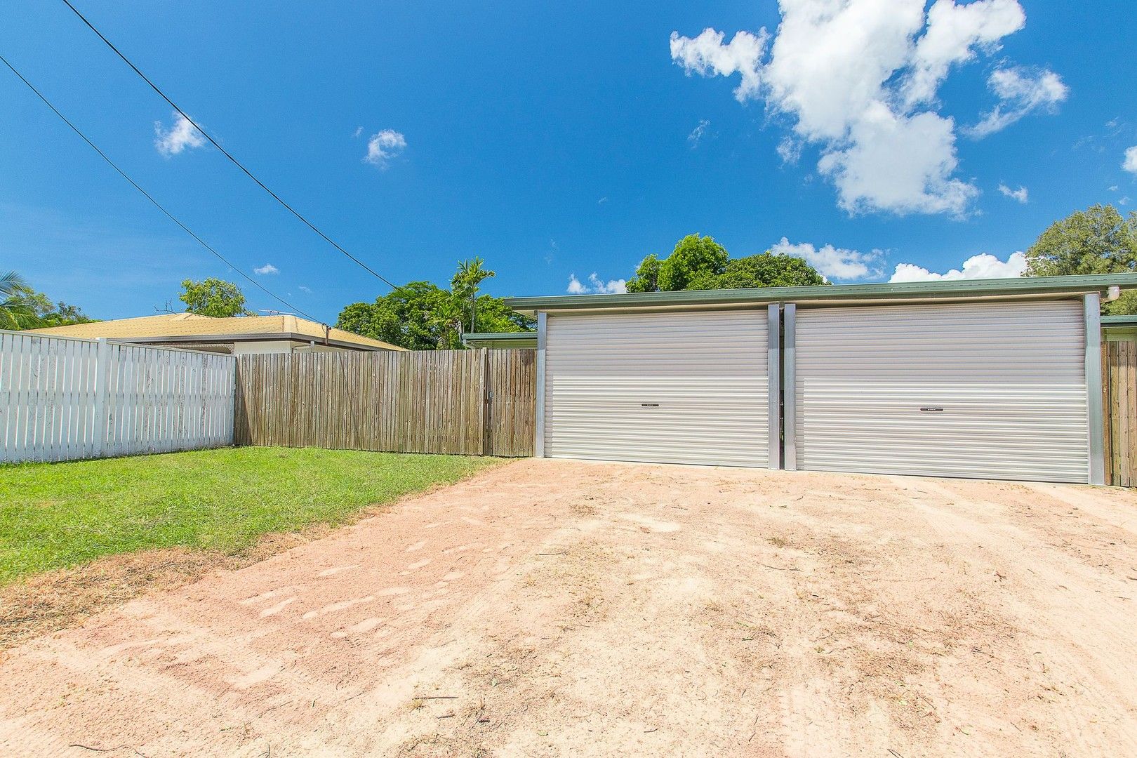 2 bedrooms Semi-Detached in 2/42 Cambridge Street GULLIVER QLD, 4812