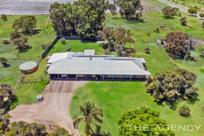 Picture of 467 Sydney Road, GNANGARA WA 6077