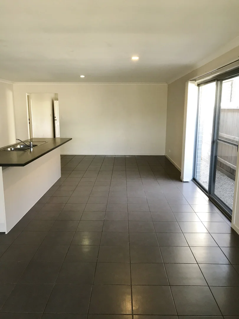 Additional image 4 of 24 Williams Cr, North Lakes QLD 4509