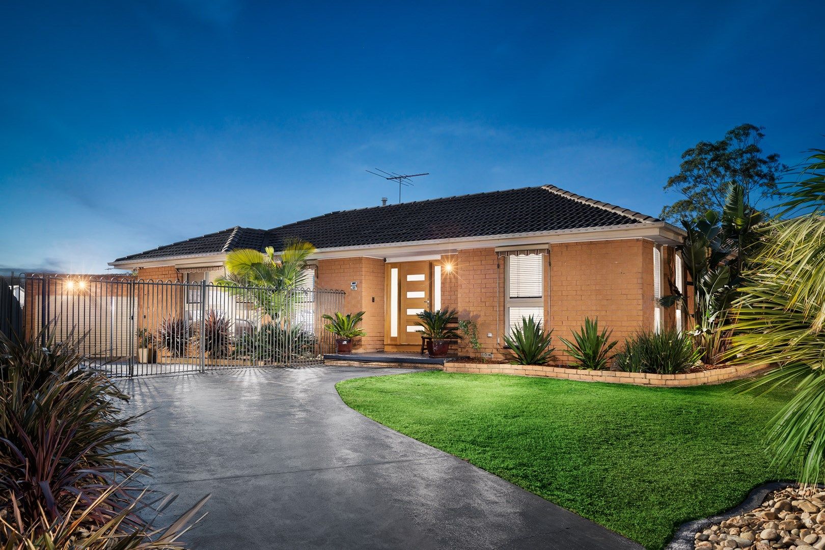 31 Mill Park Drive, Mill Park VIC 3082, Image 0