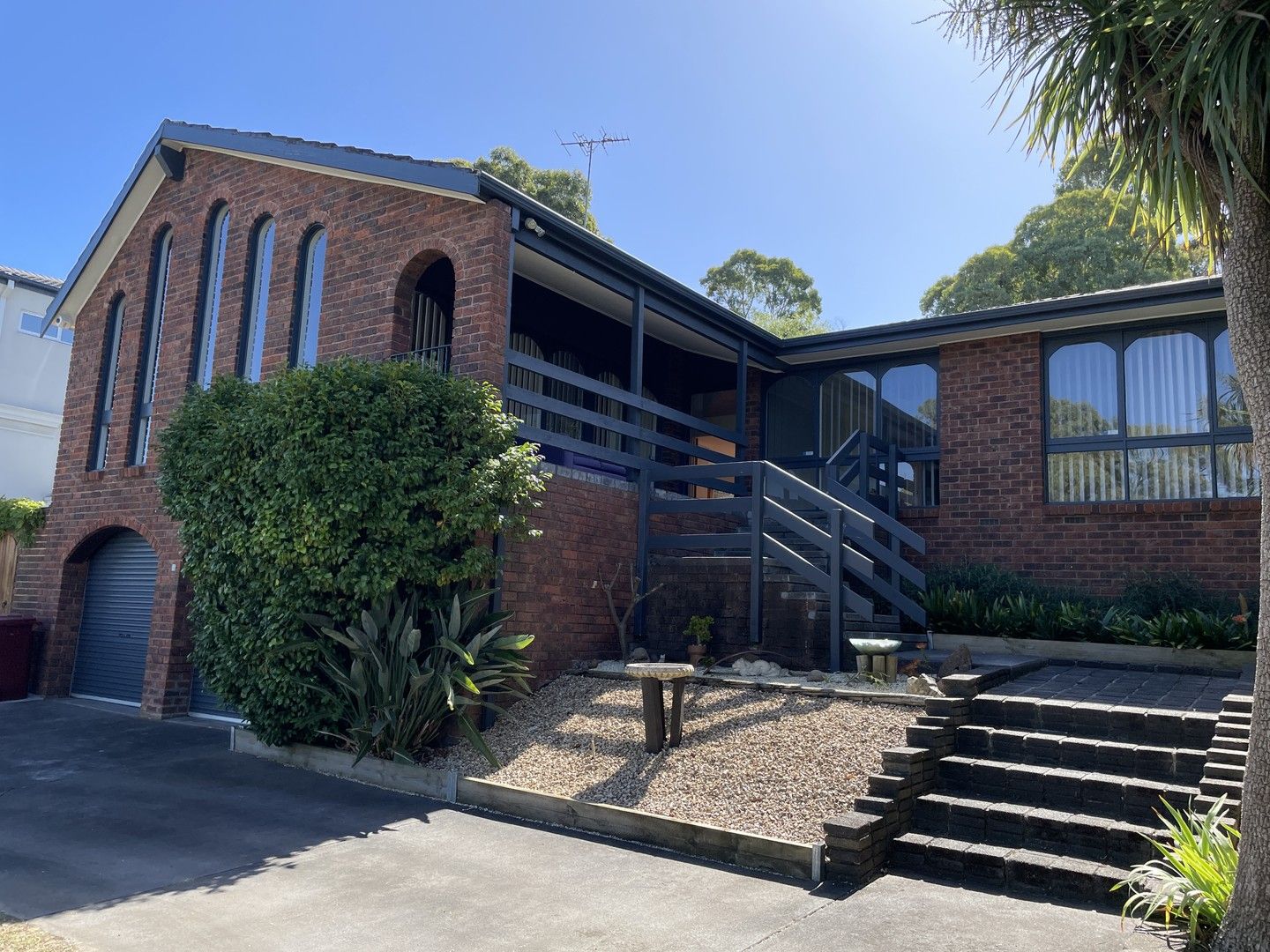 3 bedrooms House in 22 Outlook Drive BERWICK VIC, 3806