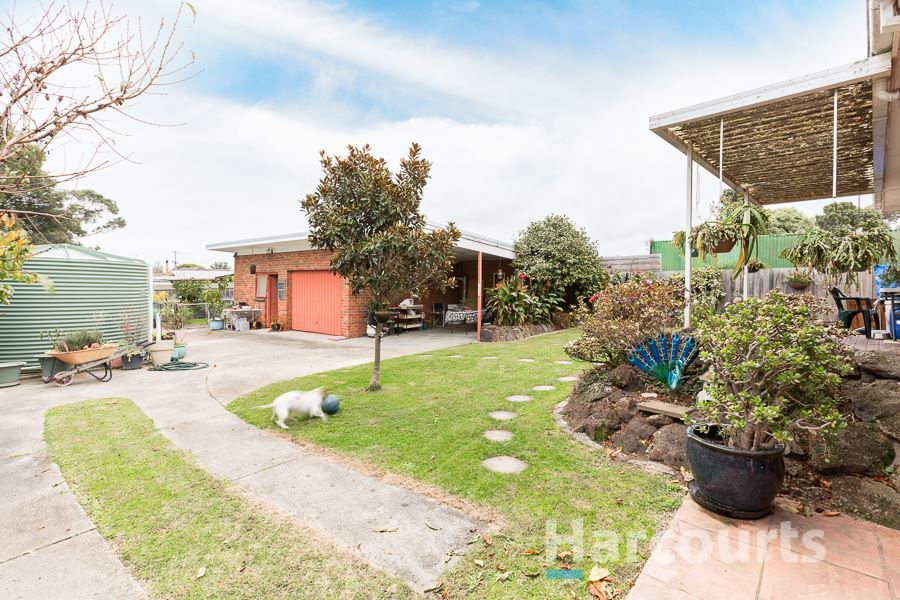 8 Marna Court, Noble Park VIC 3174, Image 2