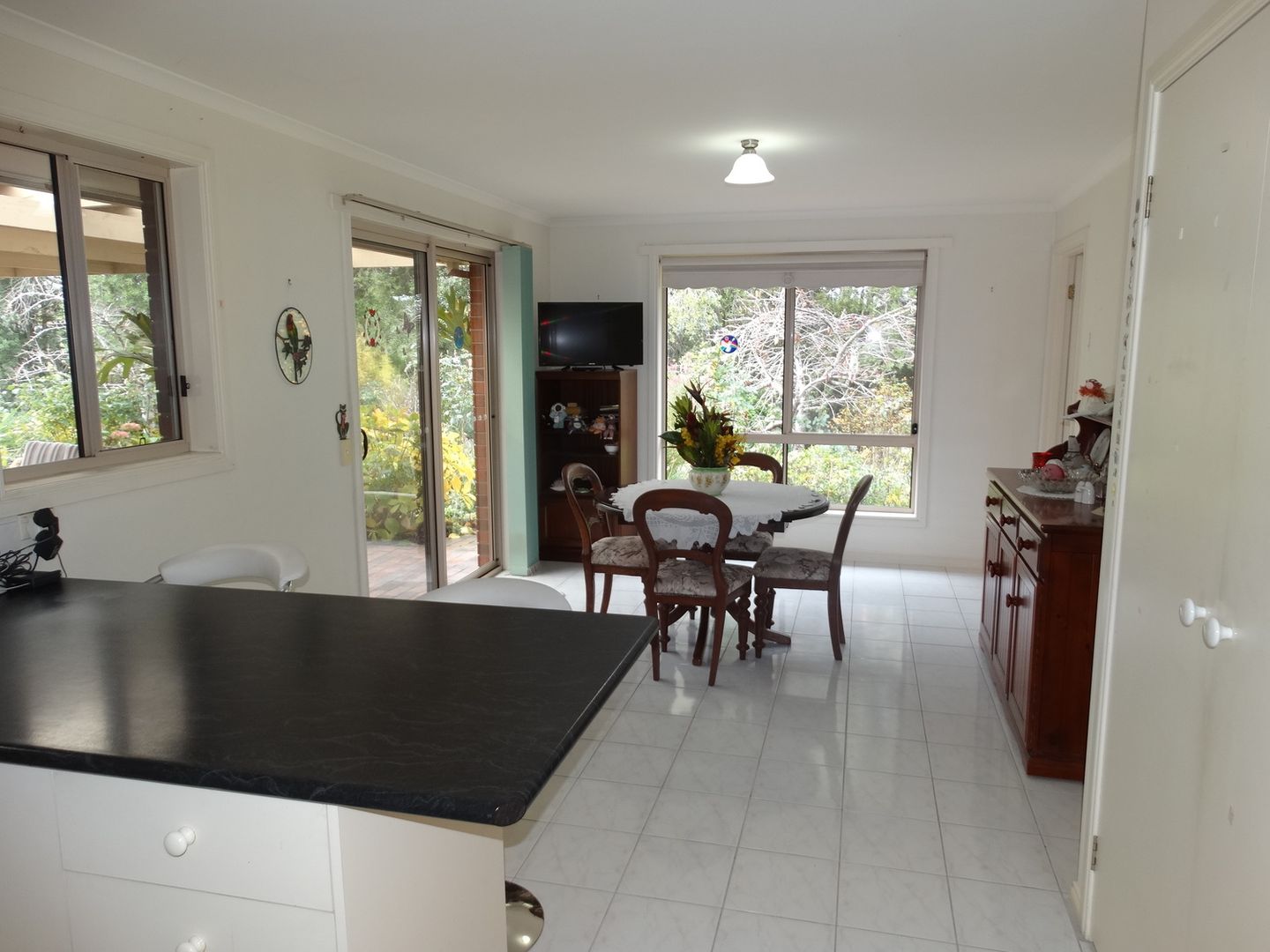 13 Southern Court, Delacombe VIC 3356, Image 2