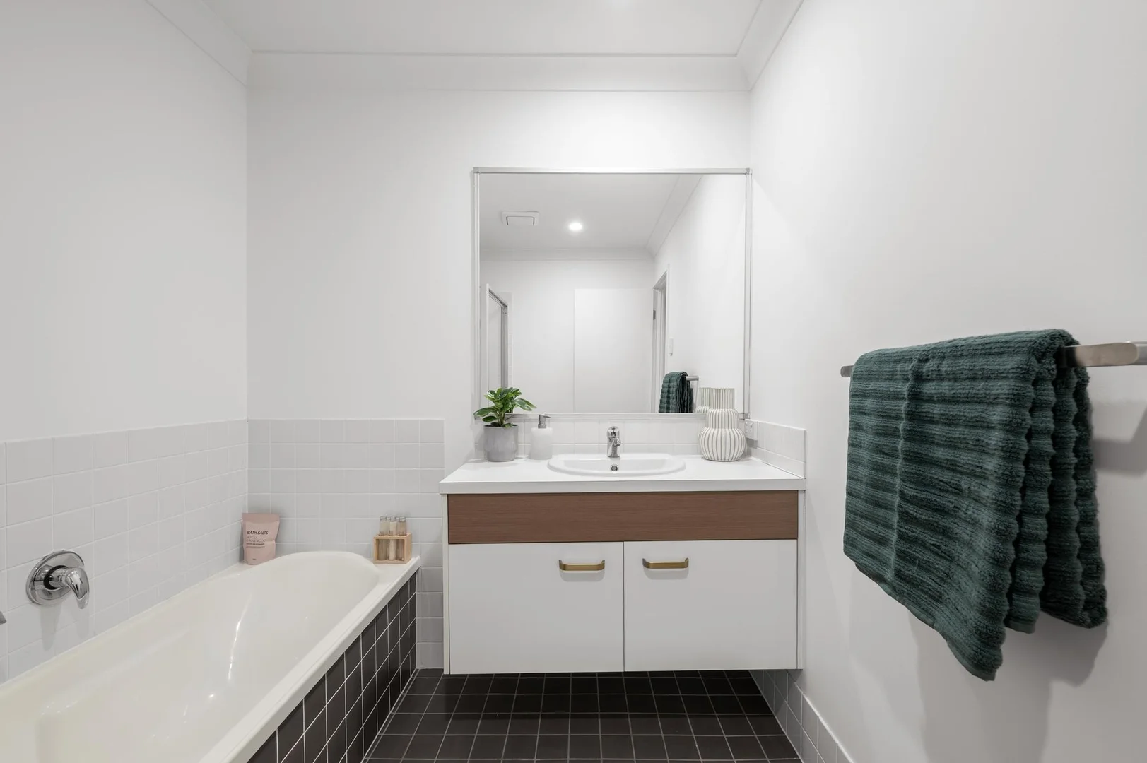 Additional image 13 of 47/2-10 Cascade Drive, Underwood QLD 4119