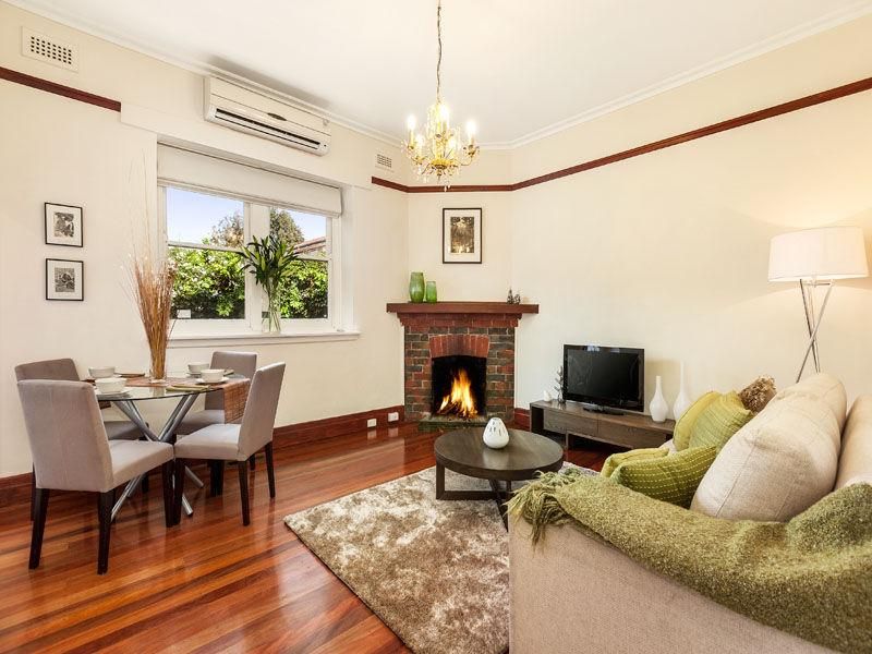 19 Riddell Parade, ELSTERNWICK VIC 3185, Image 1