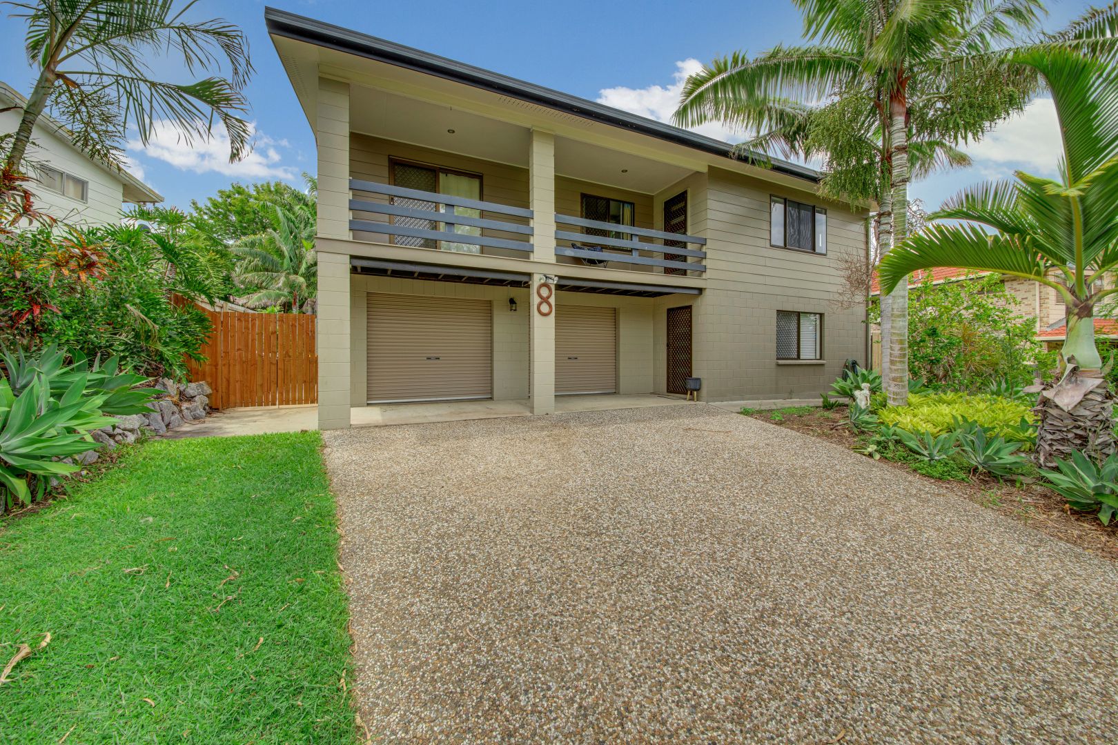 8 Parkside Street, Tannum Sands QLD 4680, Image 2