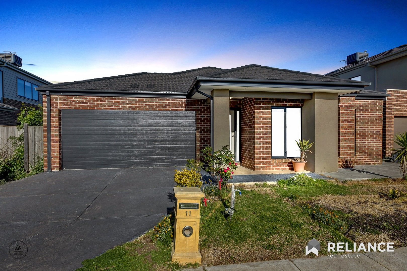 4 bedrooms House in 11 Carnegie Road POINT COOK VIC, 3030