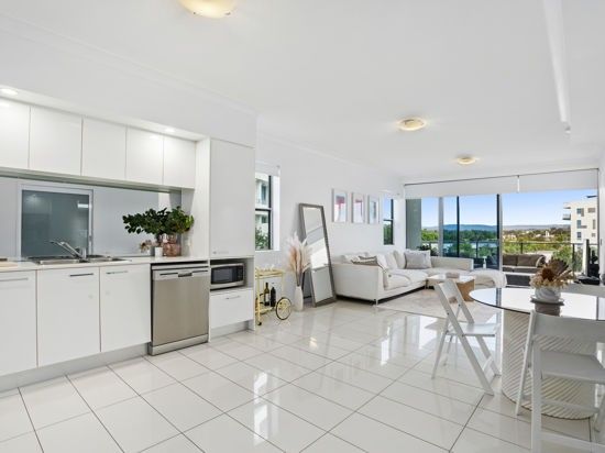 304/41 Harbour Town Drive, Biggera Waters QLD 4216, Image 0