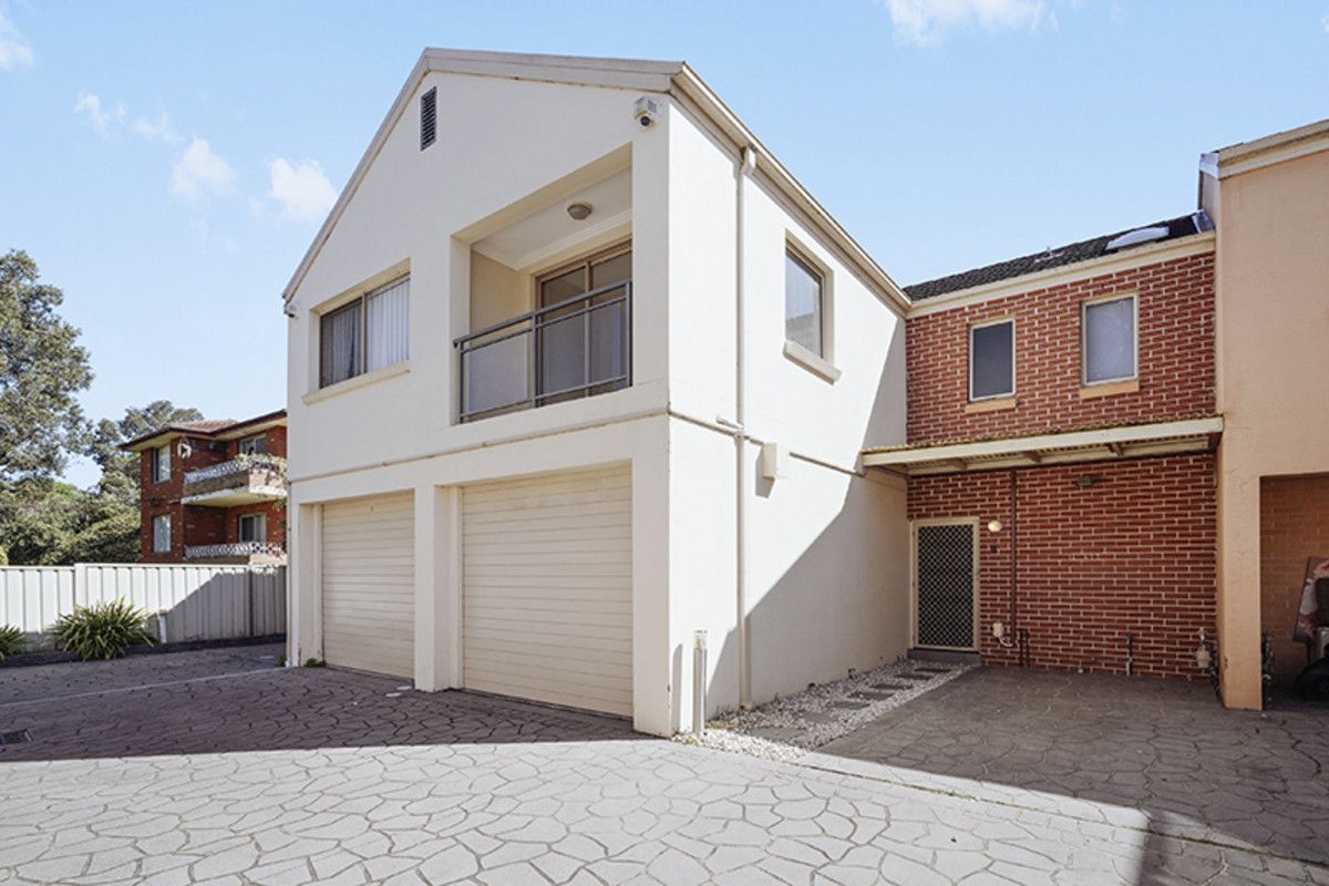 3 bedrooms Townhouse in 8/68 Second Avenue CAMPSIE NSW, 2194