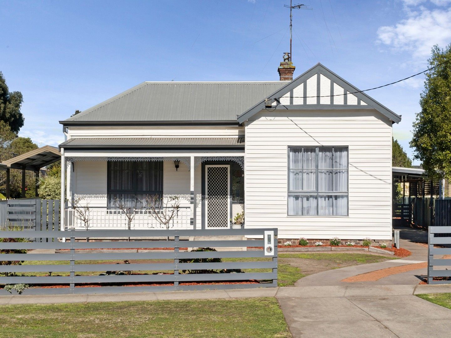 3 bedrooms House in 14 Wallace Street COLAC VIC, 3250