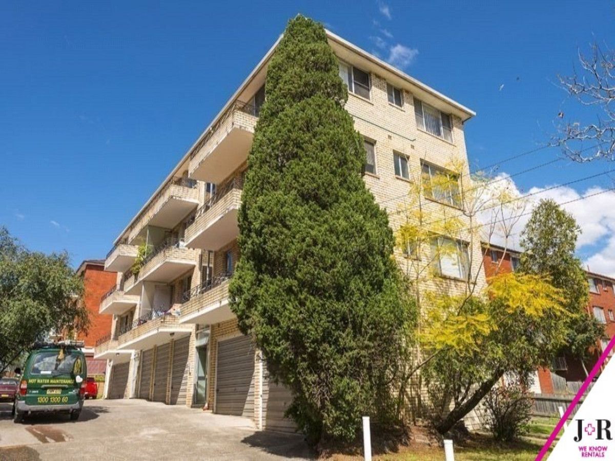 2 bedrooms Apartment / Unit / Flat in 2/17 Reserve Street WEST RYDE NSW, 2114