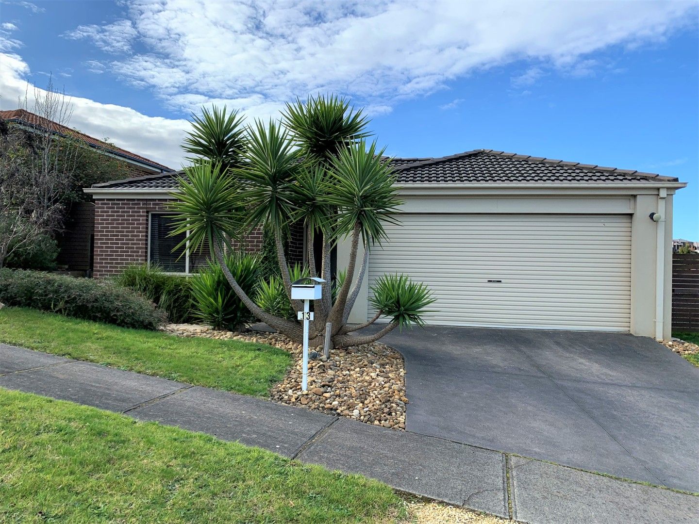 4 bedrooms House in 13 Toorongo Street DROUIN VIC, 3818