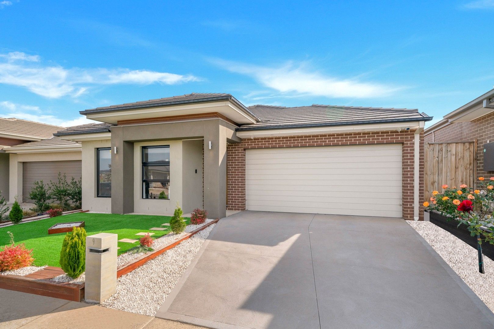 9 Medlar Avenue, Manor Lakes VIC 3024 House For Rent 460 Domain
