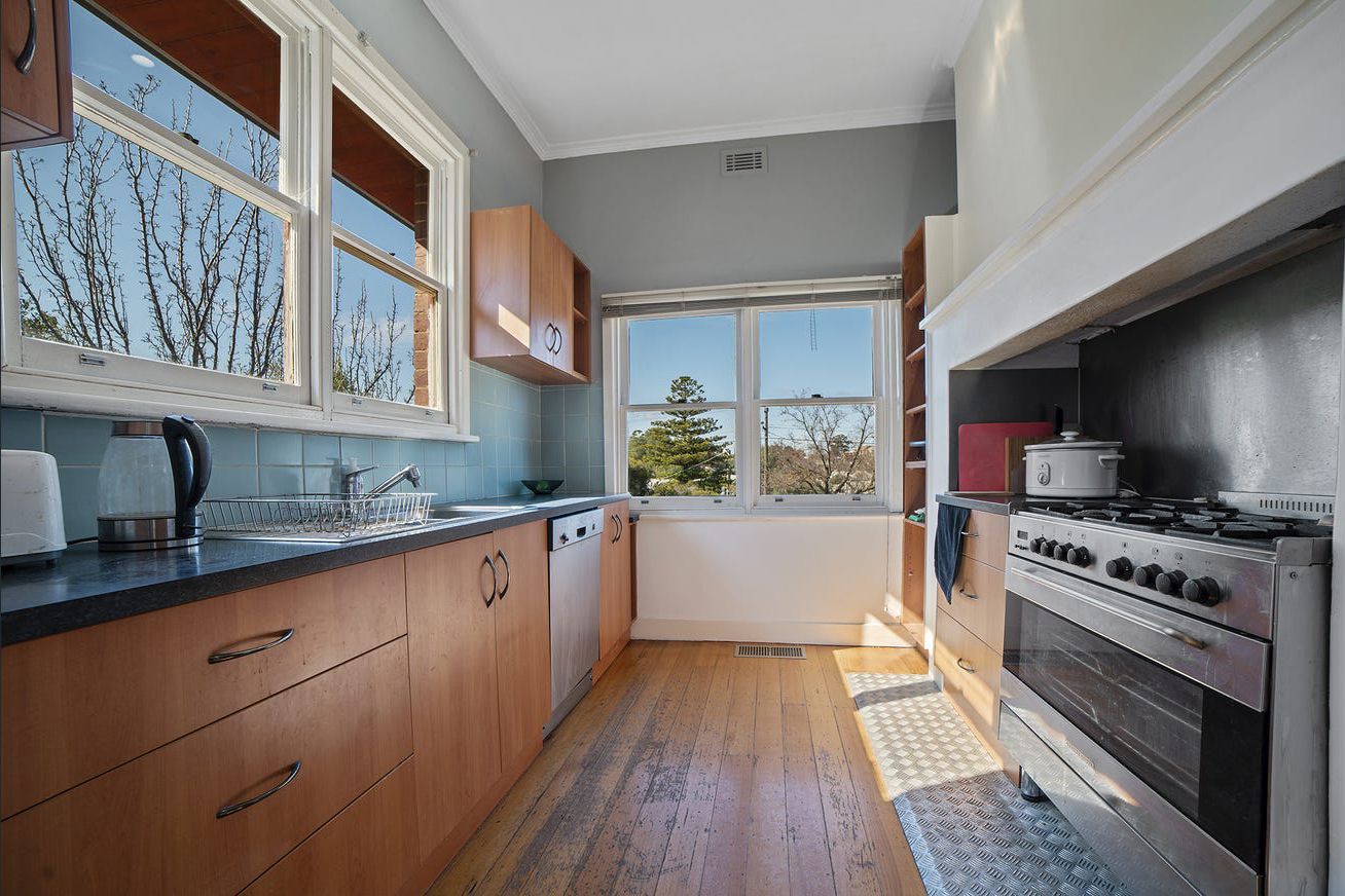 9 Harrison Street, Bendigo VIC 3550 House For Rent Domain