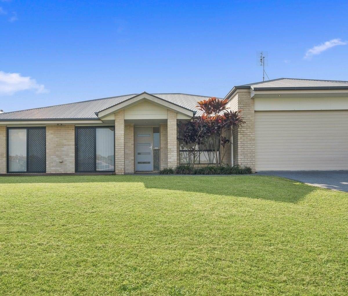 6 Gloria Close, Glass House Mountains QLD 4518, Image 0