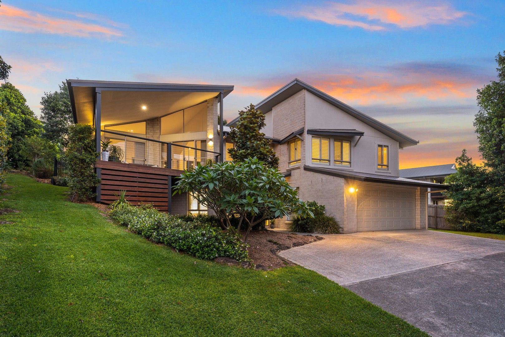 5 bedrooms House in 9 Meadows Drive LENNOX HEAD NSW, 2478