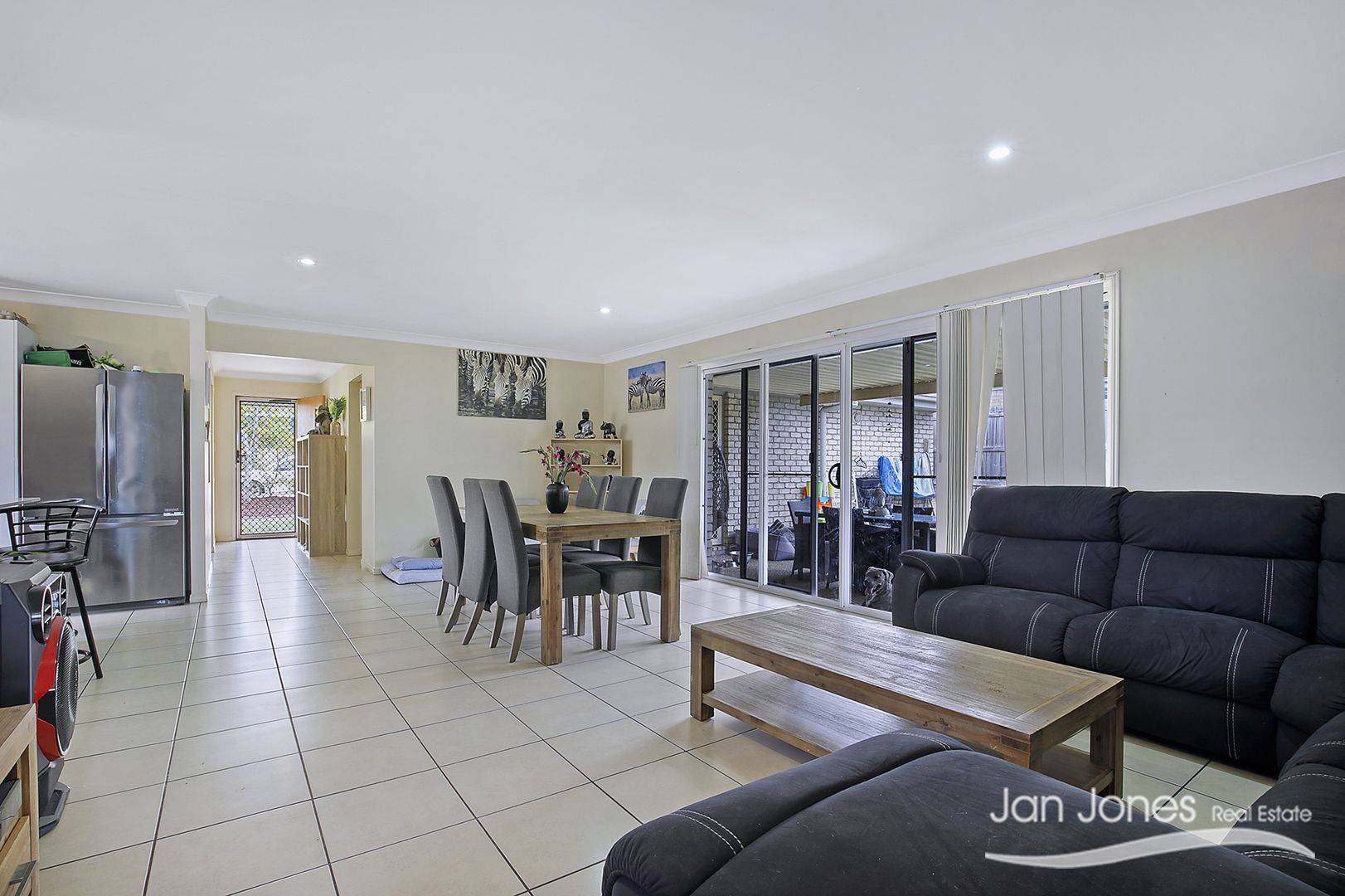 8 Atlantic Dr, Brassall QLD 4305, Image 2