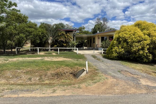 Picture of 26 Bridge Street, TAROOM QLD 4420