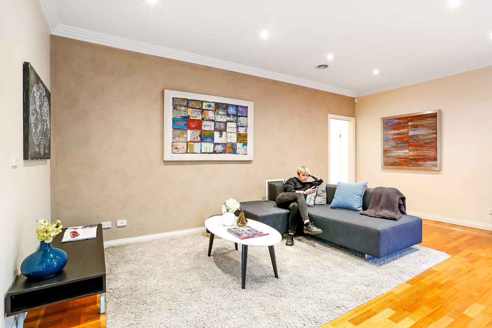 4 Amalfi Court, Roxburgh Park VIC 3064, Image 2