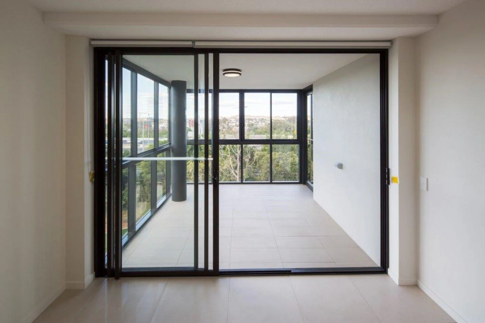 Additional image 3 of ID:21173748/37-39 Regent Street, Woolloongabba QLD 4102