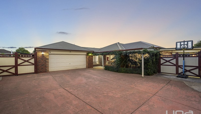 Picture of 15 Hammersley Place, CAROLINE SPRINGS VIC 3023