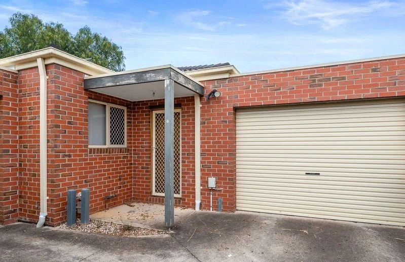 6/28 Toolern drive, Melton South VIC 3338