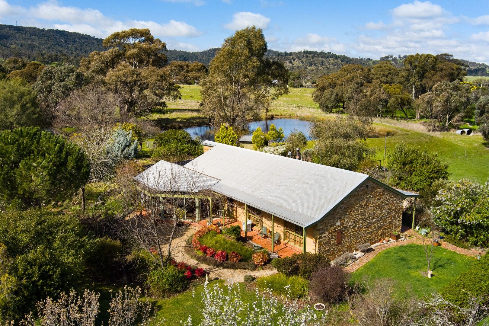 22 Douglas Lane, Harcourt VIC 3453 House for Sale Domain