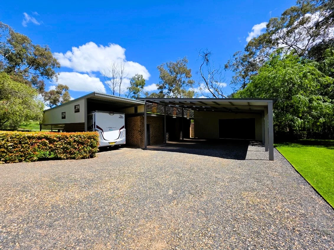 Young NSW 2594 - 4 beds house for Sale - 2021260675 | Domain