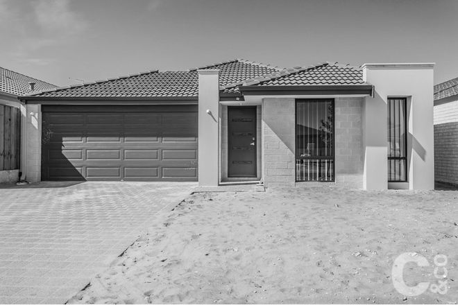 Picture of 220 Sapphire Chase, WELLARD WA 6170