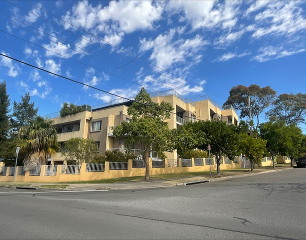 13/2 Bruce Street, Blacktown NSW 2148