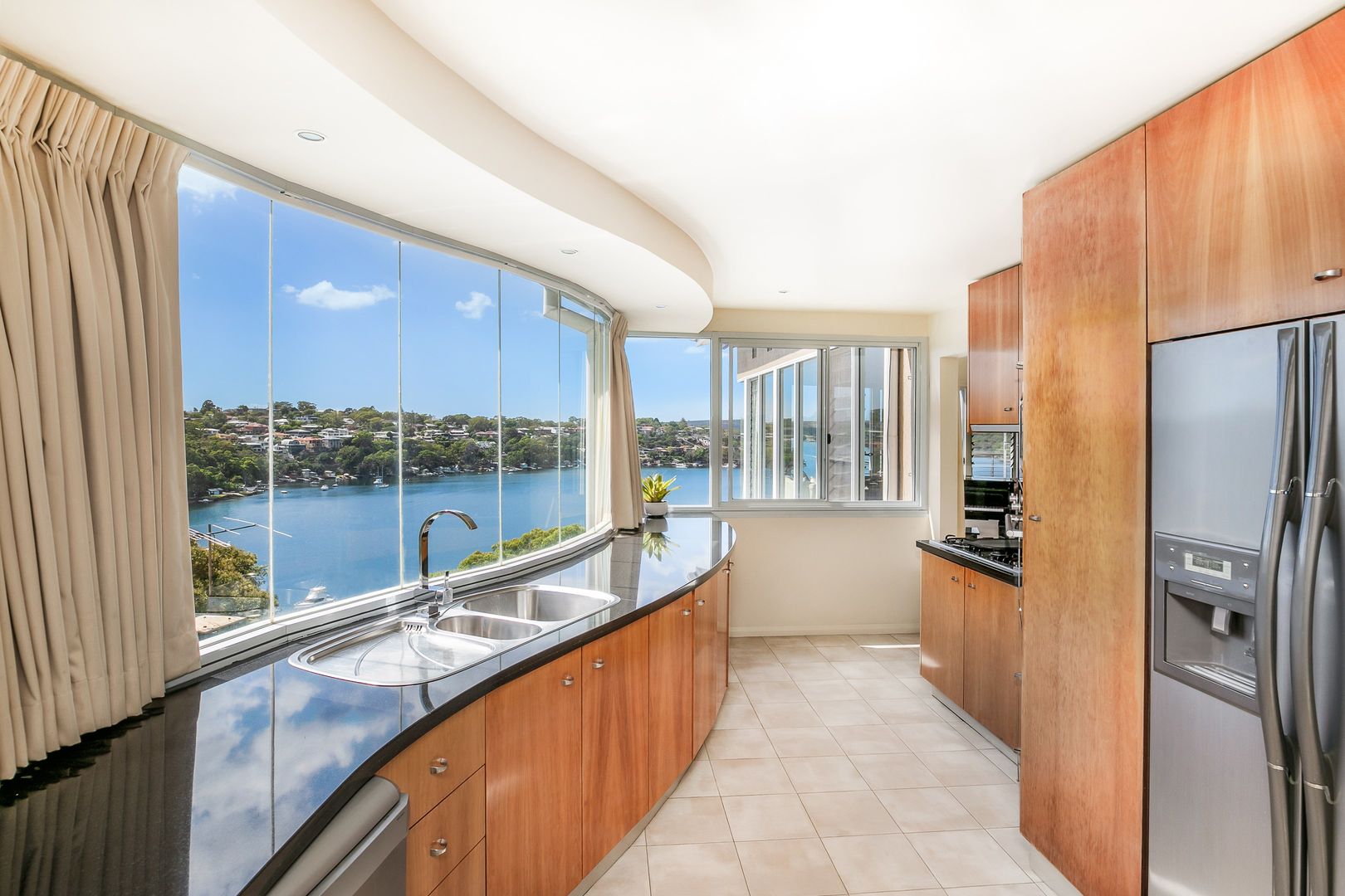 131 Bunarba Road, Gymea Bay NSW 2227, Image 2