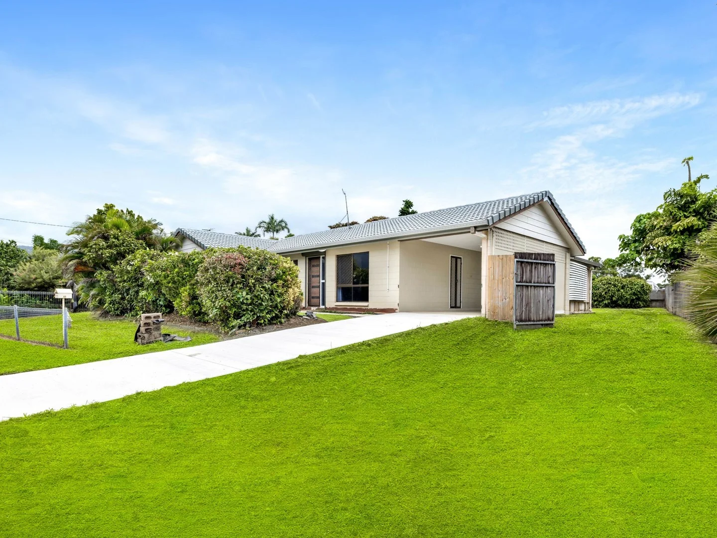 12 Rosa Close, Edmonton QLD 4869