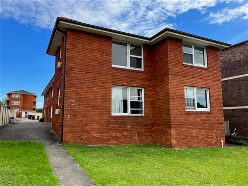 1 bedrooms Apartment / Unit / Flat in 8/7 Unara Street CAMPSIE NSW, 2194