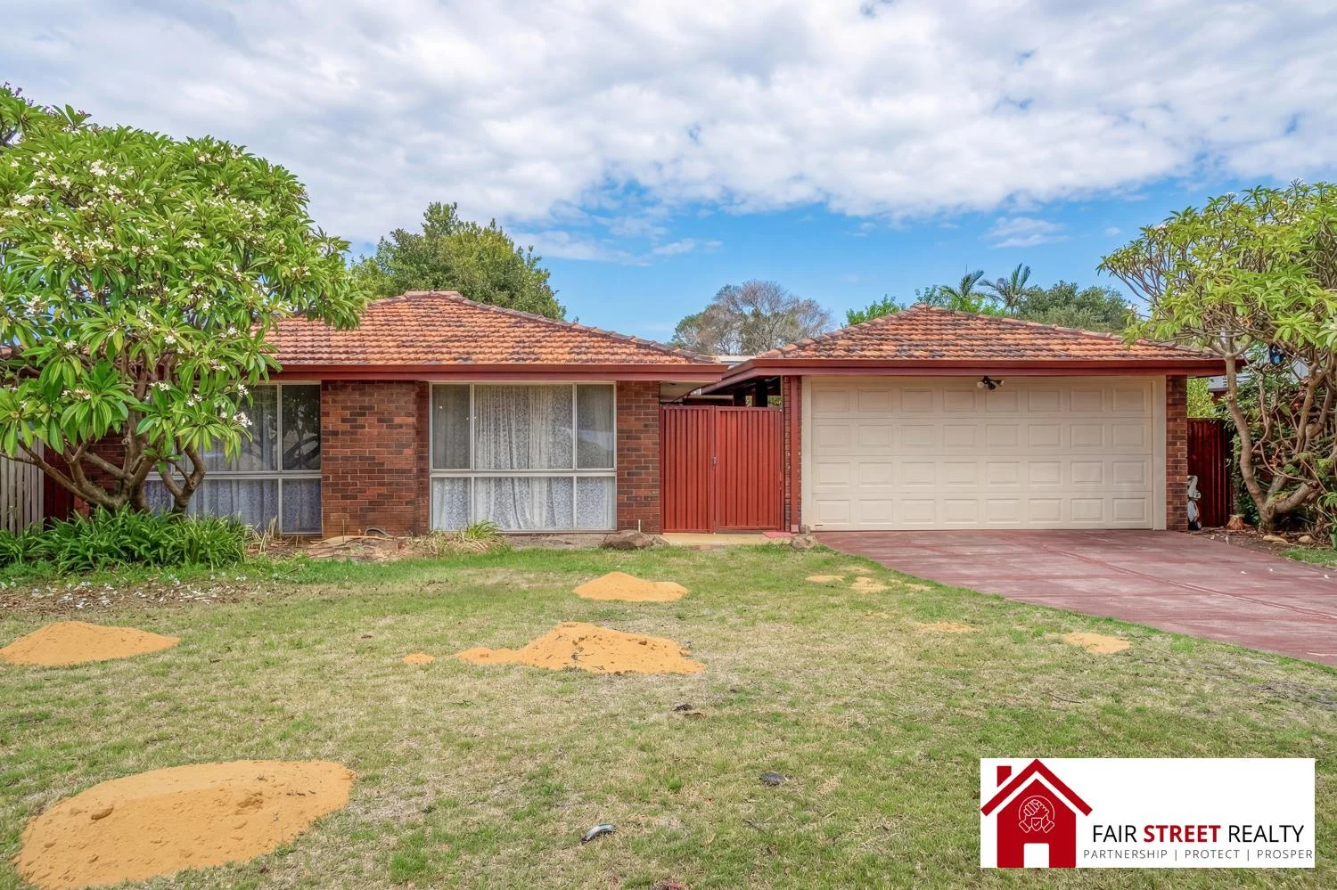 Primary image of 32 Ivory Street, Noranda WA 6062