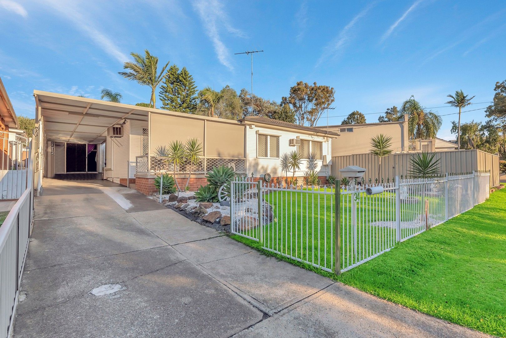 4 bedrooms House in 34 GRAFTON GREYSTANES NSW, 2145