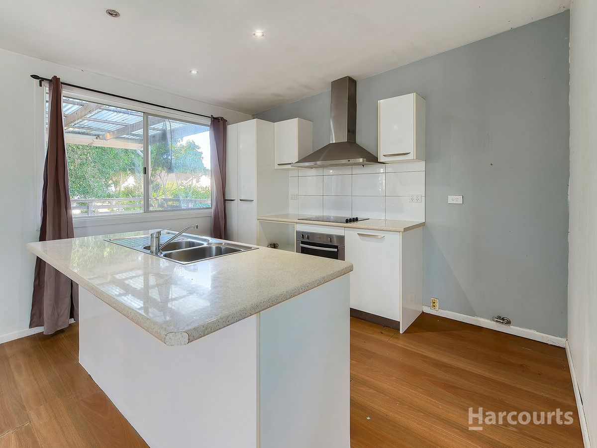 26 Mclennan Street, Woody Point QLD 4019, Image 2