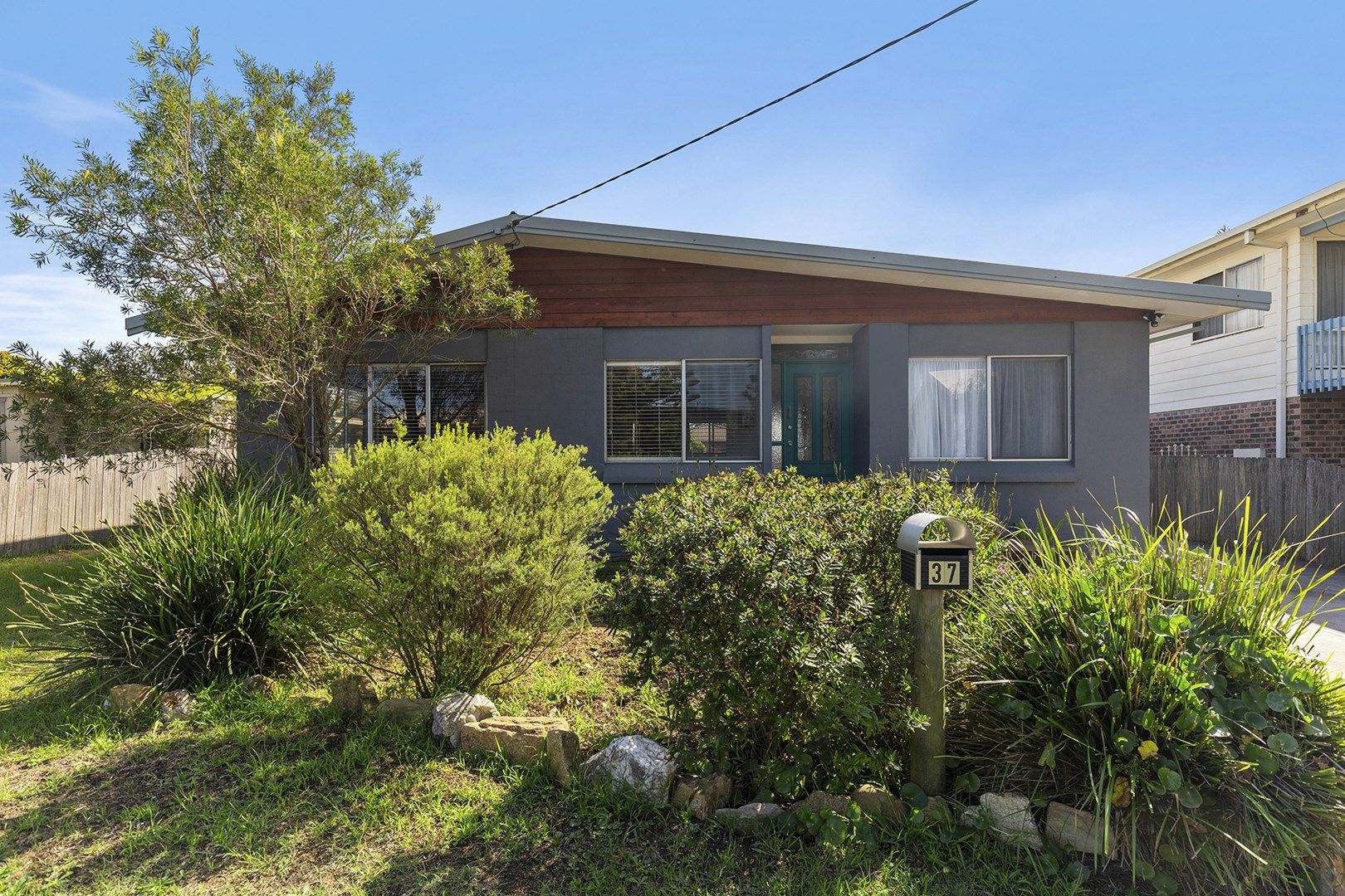 37 Powell Avenue, Ulladulla NSW 2539, Image 0