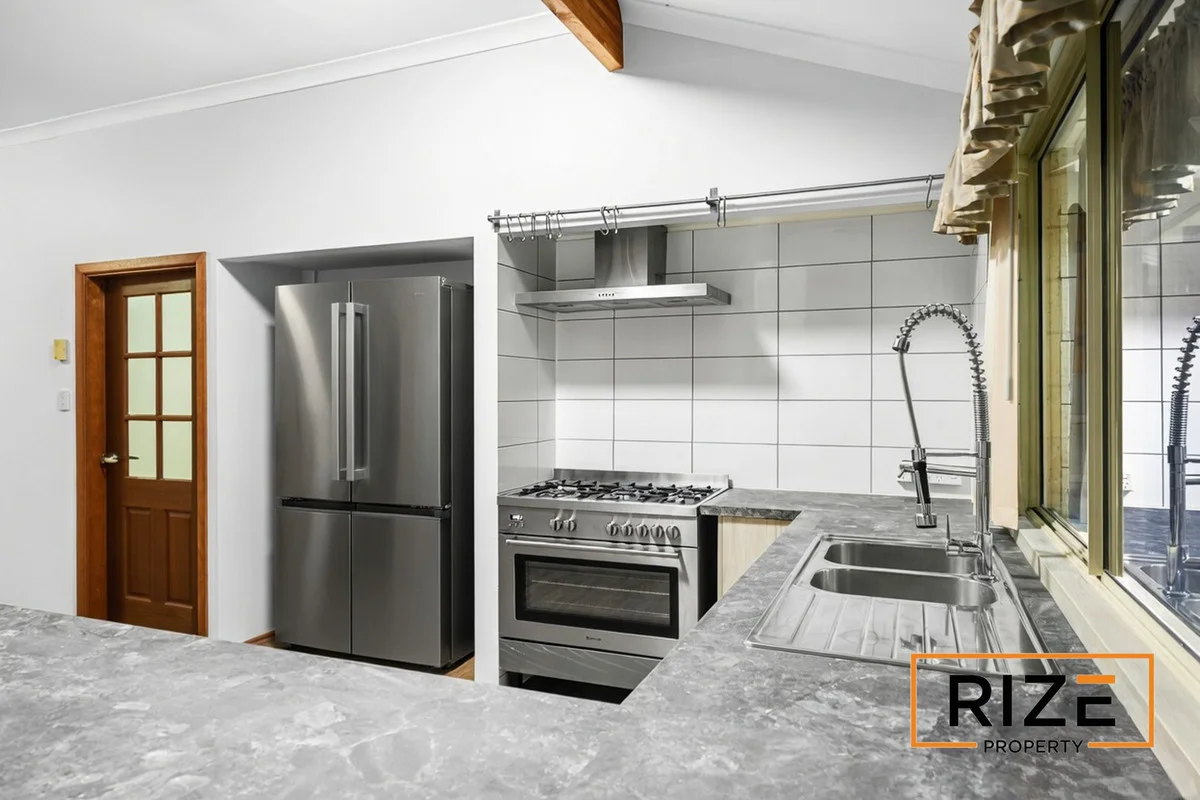 Additional image 8 of 33 Balladong Loop, Carramar WA 6031