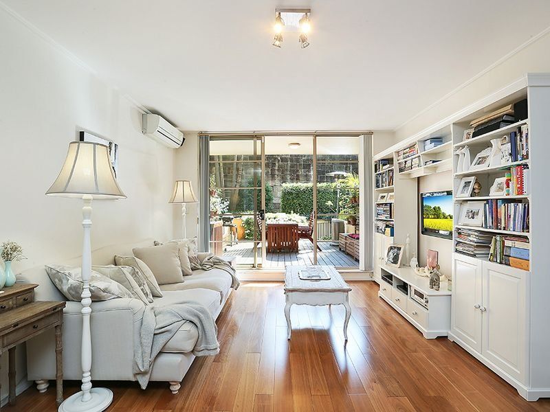 1 bedrooms Apartment / Unit / Flat in 28/228 Moore Park Road PADDINGTON NSW, 2021