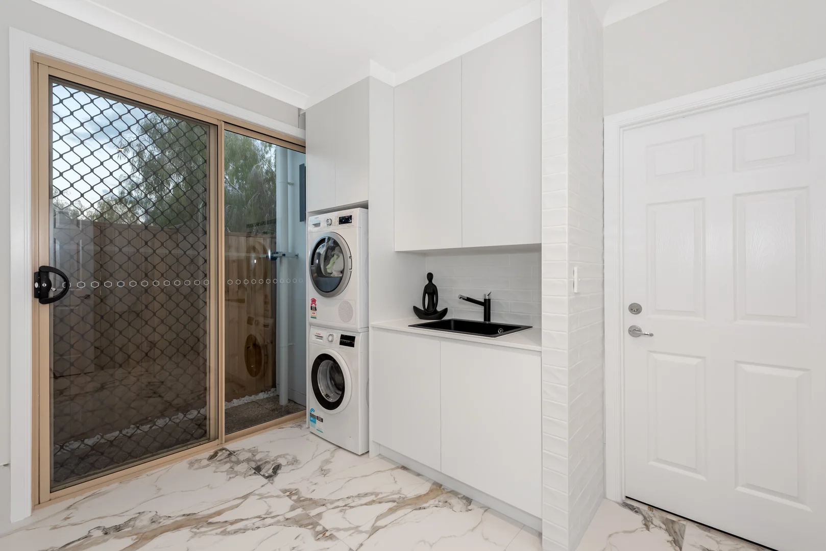 Additional image 24 of 26 Brindabella Close, Coomera Waters QLD 4209