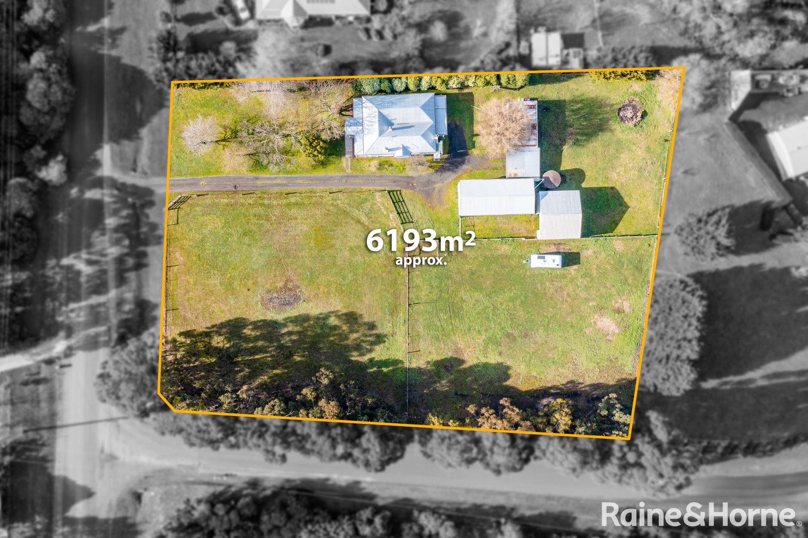 181 Sandy Creek Road, Riddells Creek VIC 3431, Image 2