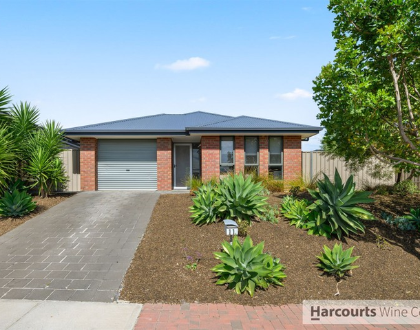 11 Manly Court, Seaford Rise SA 5169