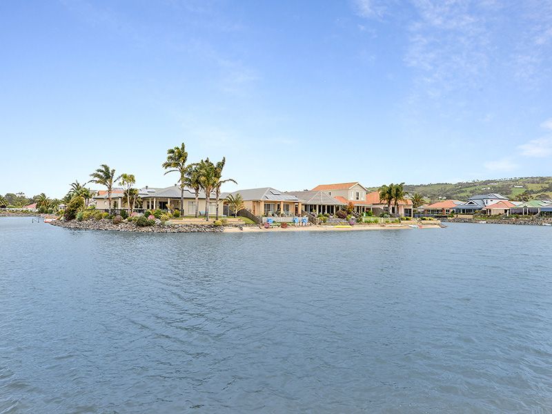 22 Lakeside Circuit, Encounter Bay SA 5211, Image 2