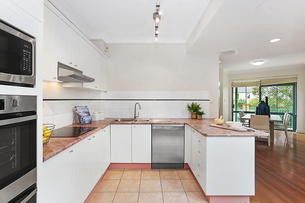 4/80 Icasia Lane (enter via Magney Lane), Woollahra NSW 2025, Image 2