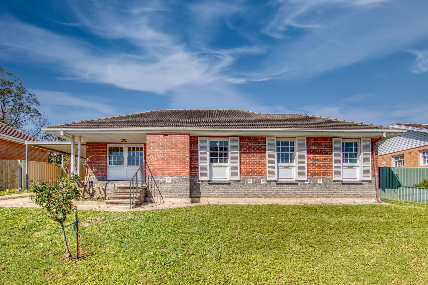 17 Lomond Avenue, Height Property History & Address Research