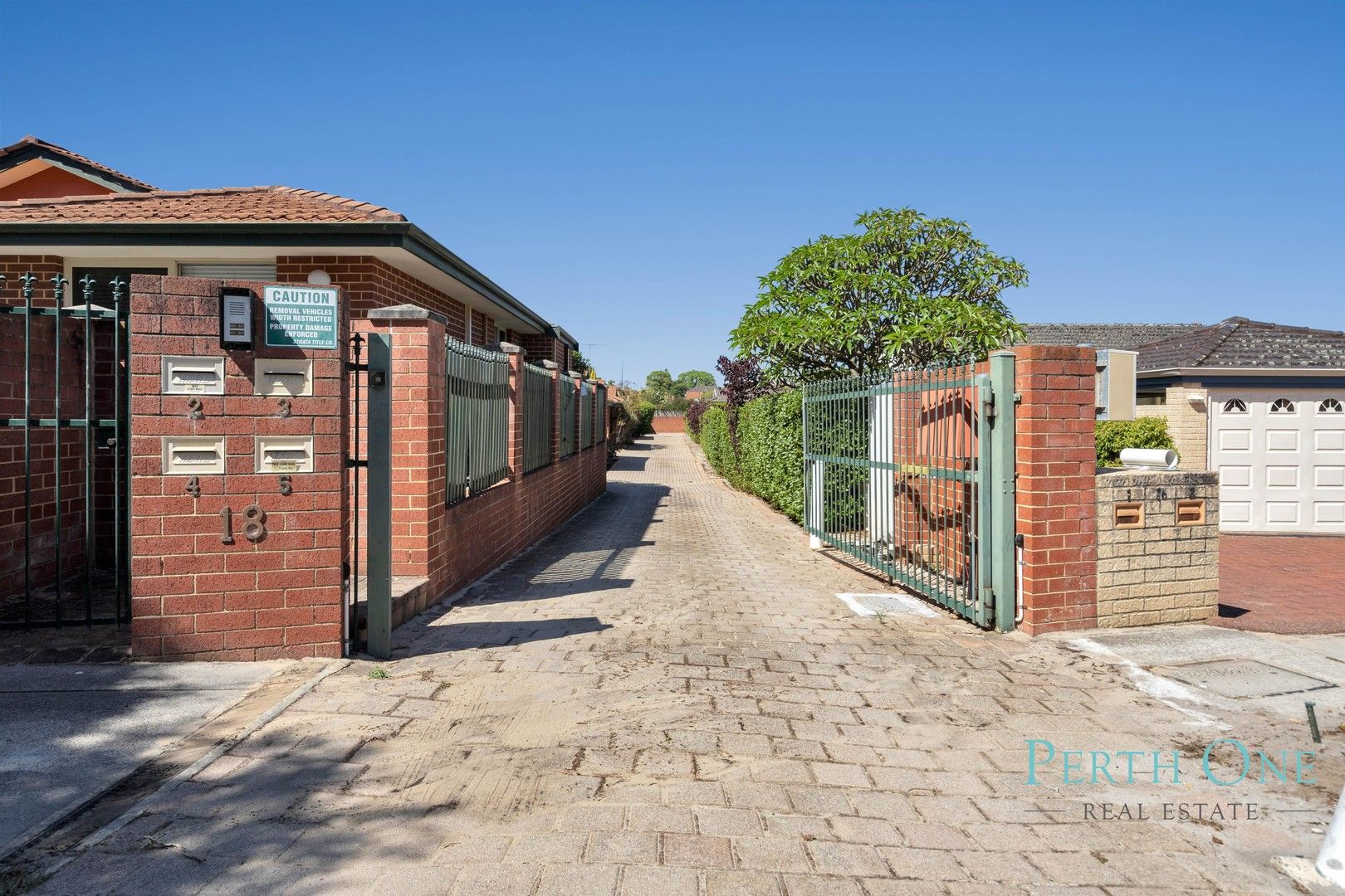 3 bedrooms Townhouse in 5/18 Hubert Road MAYLANDS WA, 6051