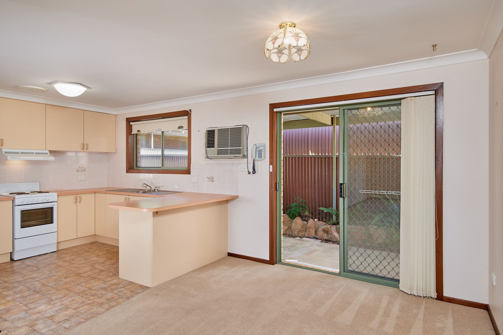 12 Lavender Place, Lake Albert NSW 2650, Image 1