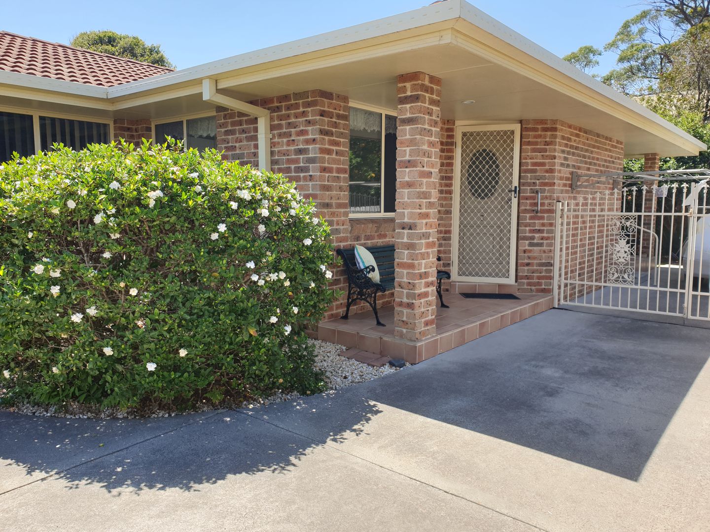 2 11 Farleigh Street Old Bar Nsw 2430 Duplex For Rent